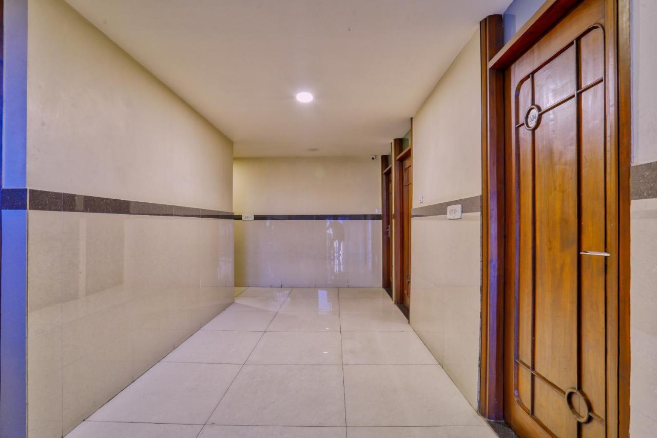 Hotel Galaxy Indore Esterno foto