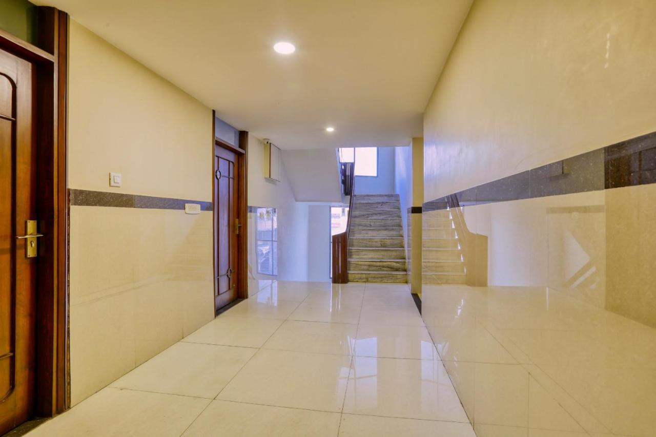 Hotel Galaxy Indore Esterno foto