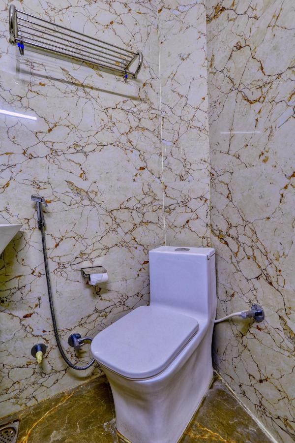 Hotel Galaxy Indore Esterno foto