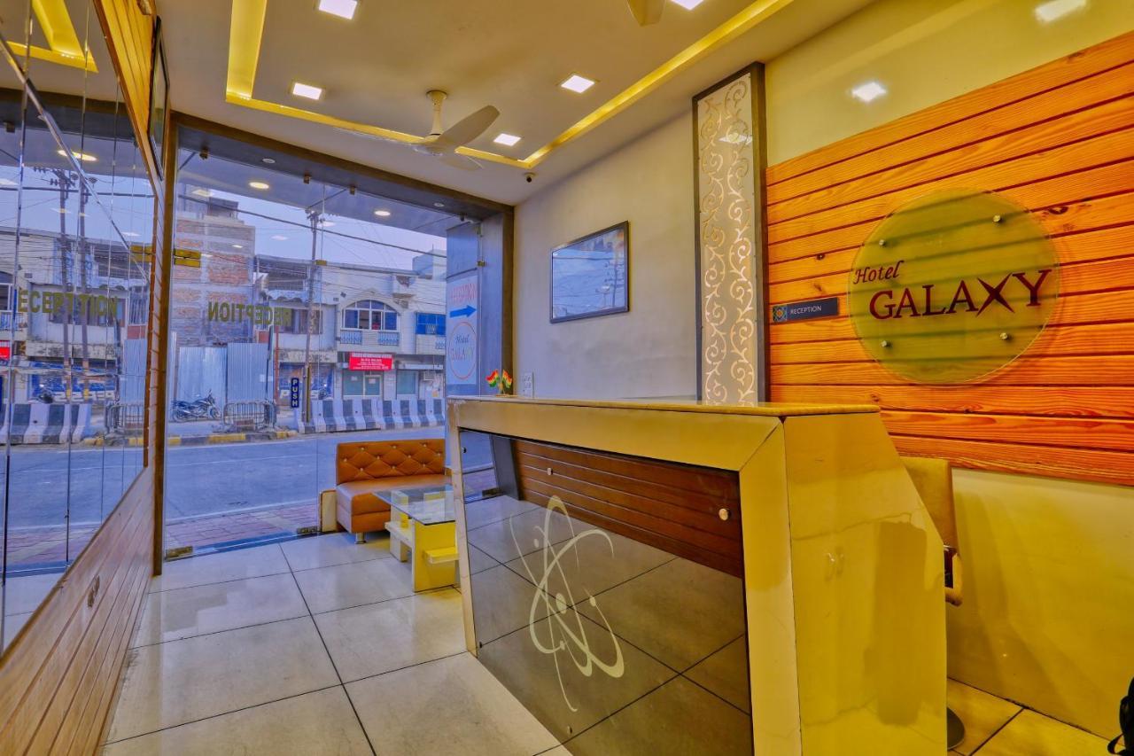 Hotel Galaxy Indore Esterno foto